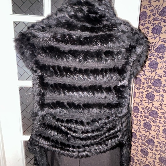 Alberto Makali Black Fur Vest With Fringe and Pockets - Picture 5 of 13